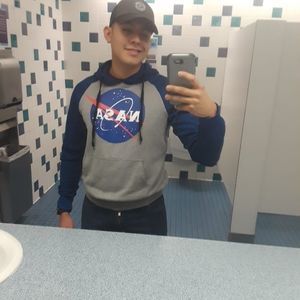 Meet your Posher, Fernando